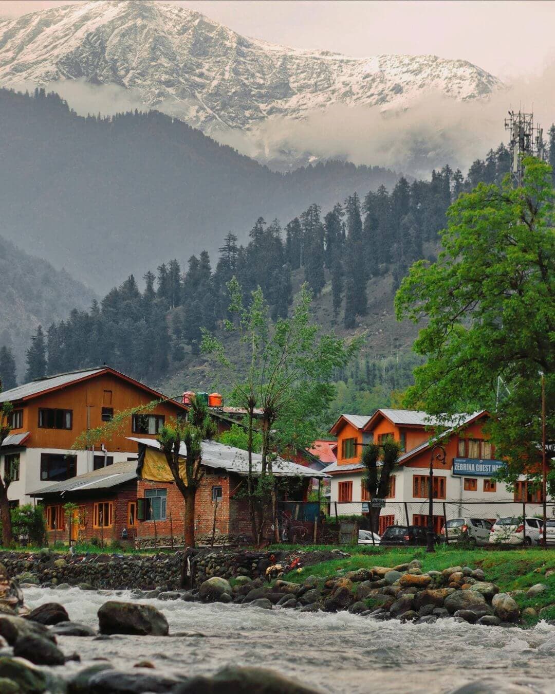 Hadimba Devi Temple, Manali